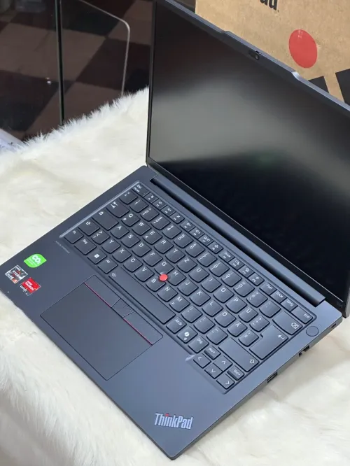 LENOVO THINKPAD E14 GEN 6 AMD RYZEN 5 7535U 32GO 512GO SSD NEUF SOUS EMBALLAGE 