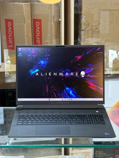 ALIENWARE M18 R2 I9 14900Hx 64GO 4TO SSD NVME NVIDIA GEFORCE RTX4090 16GO GDDR6