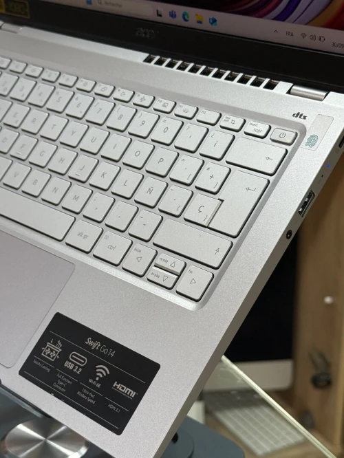 ACER SWIFT GO 14 SFG14 AMD RYZEN 5 7530U 16GO 512GO SSD NVME