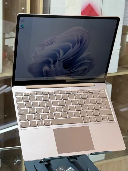 SURFACE LAPTOP 7TH EDITION INTEL CORE ULTRA 7 266V 16GO 512GO SSD INTEL ARC 140V 8GO