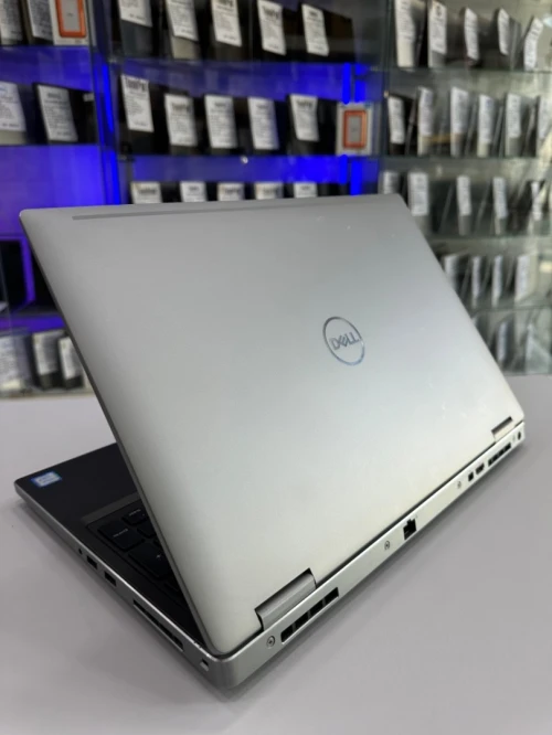 Dell PRECISION 7540 ( WorkStation ) i9-9880H 32GB 512GB Nvidia Quadro T2000