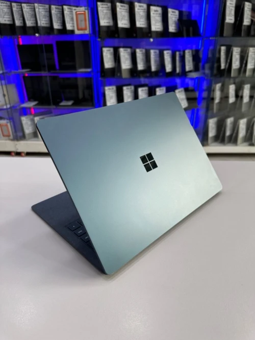 MICROSOFT SURFACE LAPTOP 3 i5-10éme 16GB 256GB 14'' Tactile