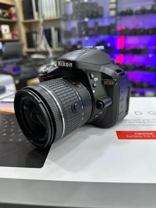 Nikon D5300 & 18-55mm DX VR 10/10