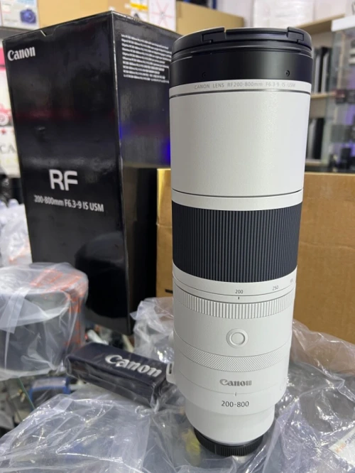 Objectif Canon RF 200-800mm f/6.3-9 IS USM (Canon RF)