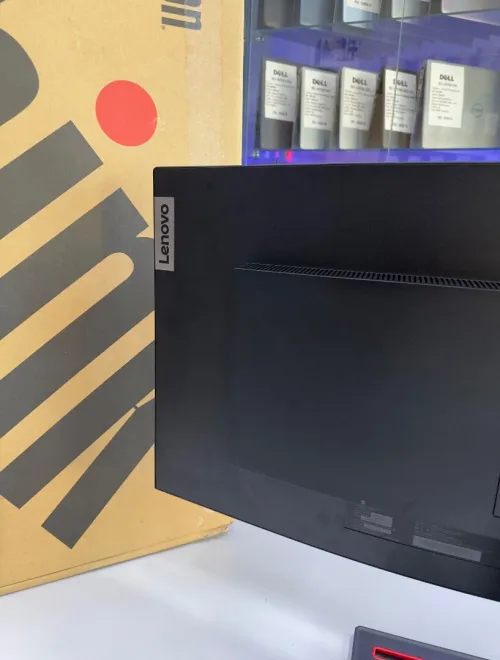 Ecran Lenovo ThinkVision 34" Ultra-Large Curved UWQHD Professionnel
