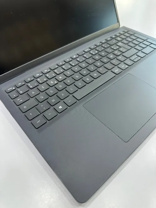 DELL Vostro 3510 I5 8GB RAM 512GB SSD 15,6"