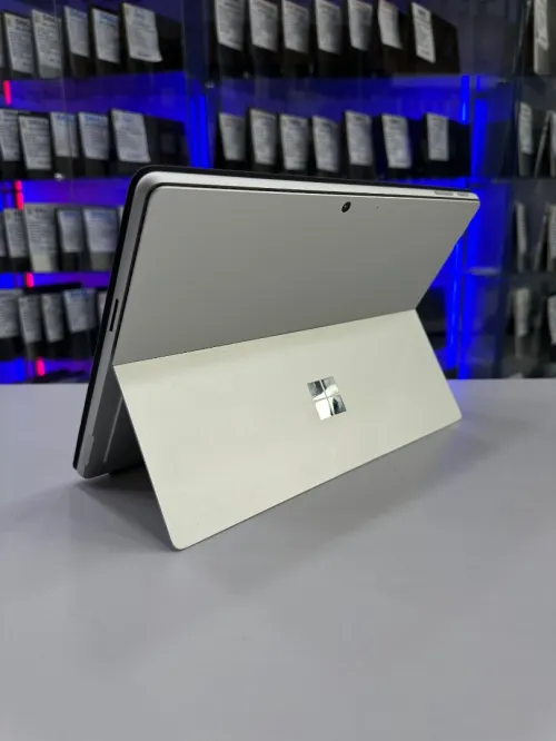 Microsoft Surface Pro 9 i5-12éme 16GB 256GB 13,3" FHD Détachable Tactile