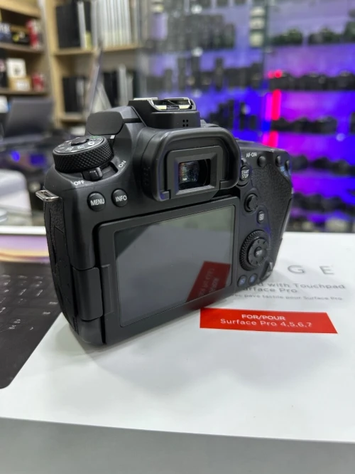 Canon EOS 90D Nu BODY 10/10