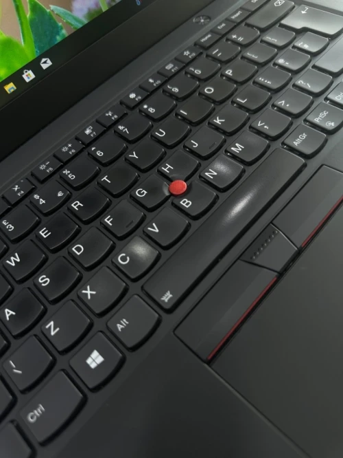 Lenovo Thinkpad X1 Carbon i5-8Em 8GB 256GB SSD 14''
