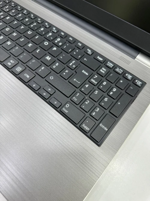 TOSHIBA TECRA A50 I5 8GB RAM 256GB SSD 15,6"