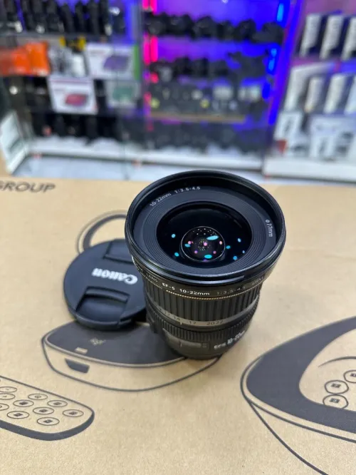 Objectif Large Canon EF-S 10-22mm f/3.5-4.5 USM