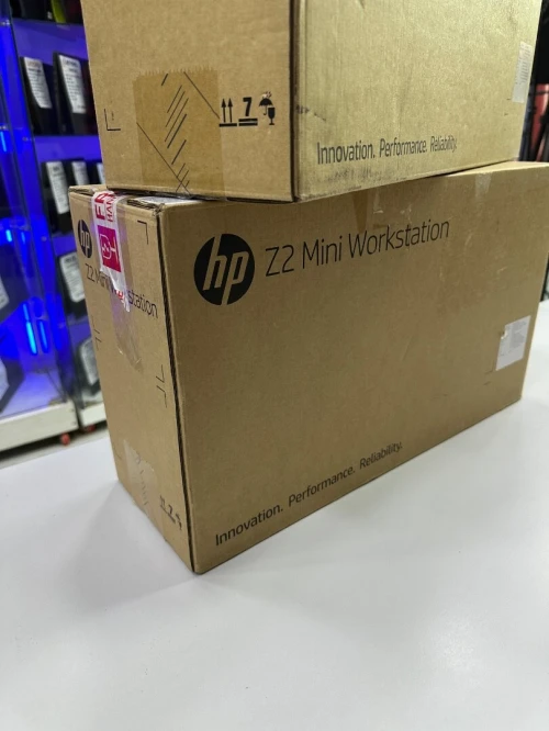 HP Z2 Mini G9 Workstation Desktop PC i7 13éme 16GB 512GB GPU NVIDIA T1000 8GB