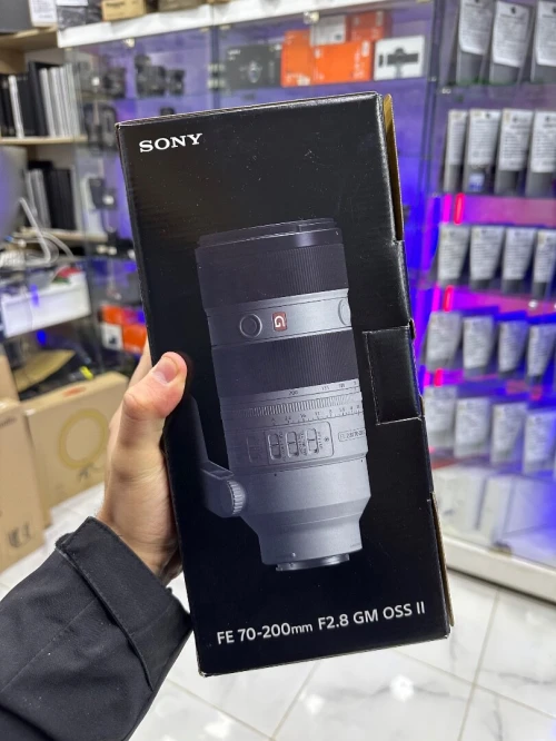 SONY FE 70-200mm F/2.8 G Master OSS II & Pochette NEUF SOUS EMBALLAGE