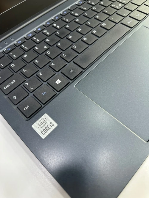 TOSHIBA DYNABOOK SATELLITE C50 I5 8GB RAM 256GB SSD 14"