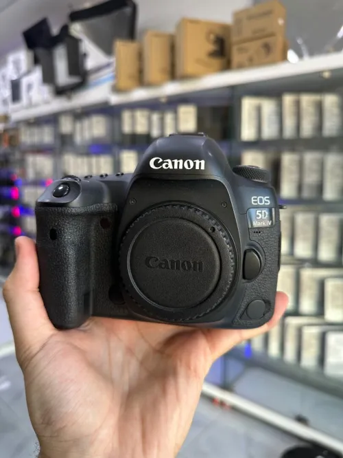 Canon 5D Mark IV 10/10