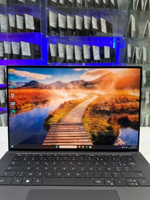 DELL XPS 15 9520 i7-12éme 16GB 1TB 15" FHD GTX3050Ti-4GB