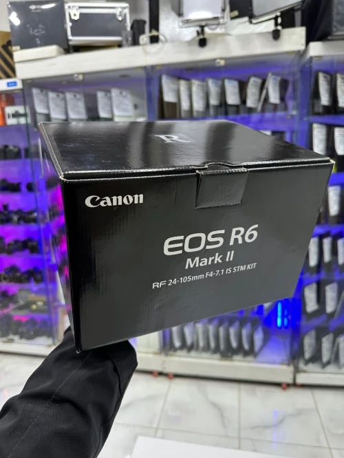 Canon EOS R6 Mark II & Objectif 24-105mm IS STM KIT NEUF SOUS EMBALLAGE