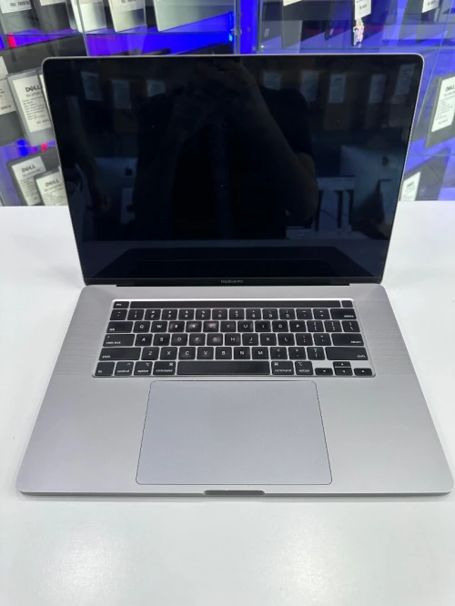 MacBook Pro 2019 i7 32GB RAM 512GB SSD 16"