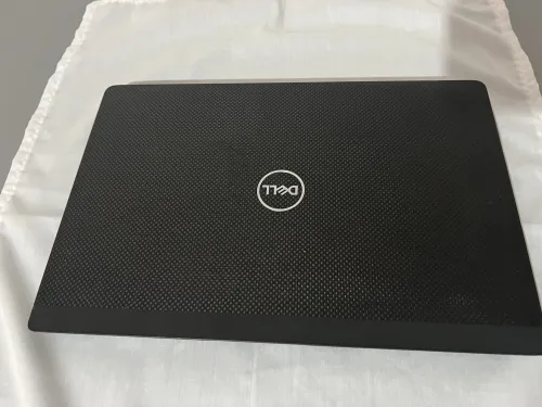 Dell latitude 7400 14 pouce qwerty widows 11 pro 256 ssd ram 8 GO core i5 8365U