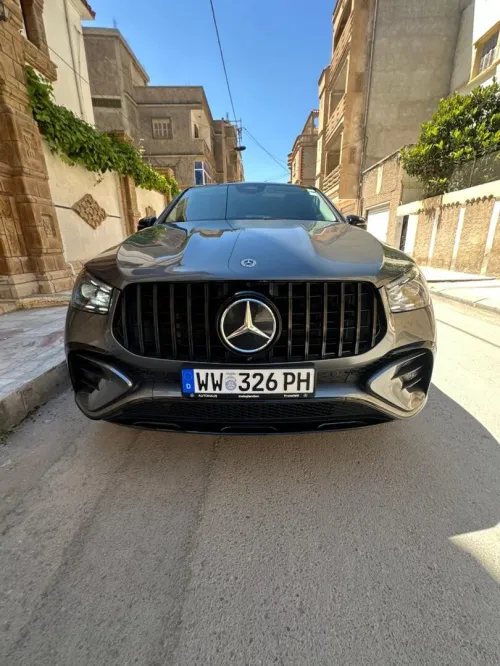 Mercedes Gle 300d 2023 Kit63 black