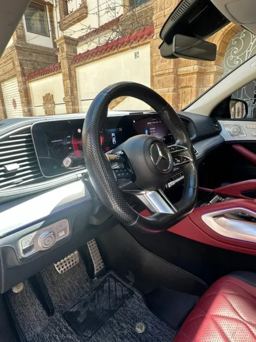 Mercedes Gle 300d 2023 Kit63 black