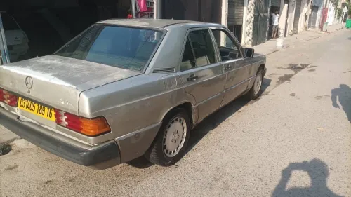 Mercedes Classe E 1989 Classe E