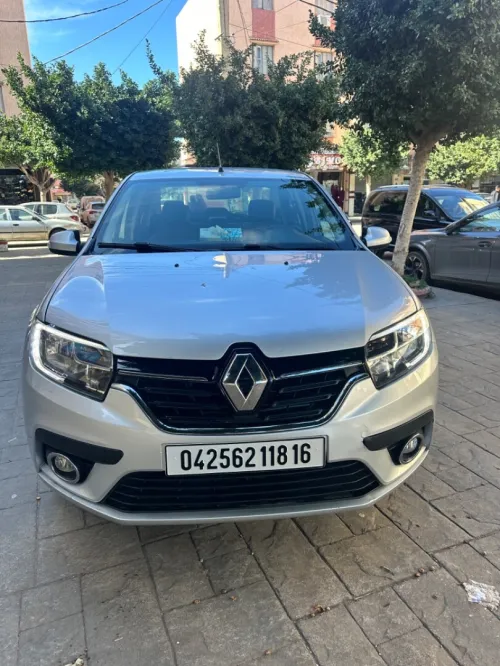 Renault Symbol 2018 Collection