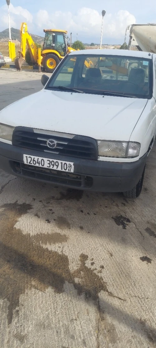 Mazda Mazda 1999 b200