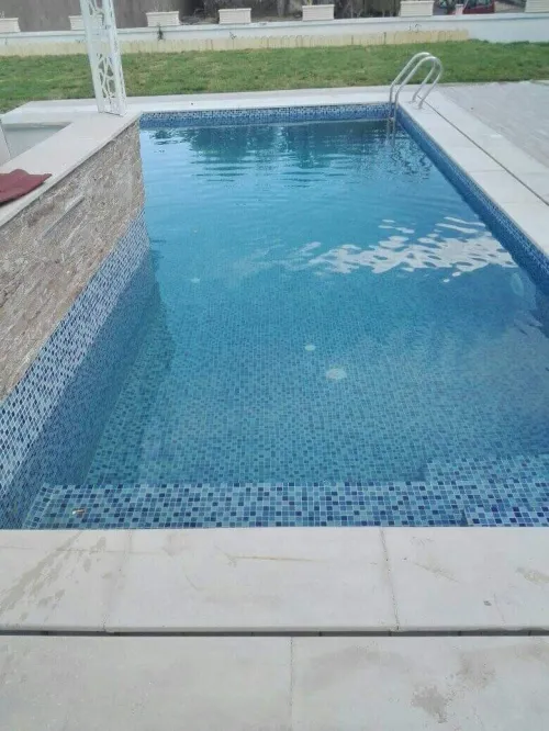 Construction des piscines مسابح