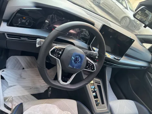 Volkswagen Golf 8 2026 R Black Edition 