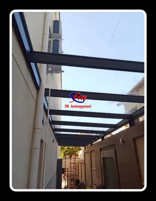 Mur rideau. Façade ventilée. Alucobond , cloison amovible