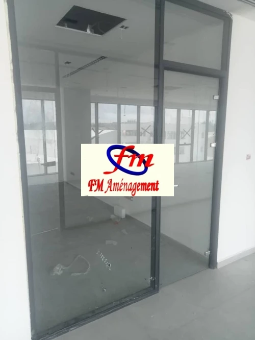 Menuiserie aluminium TPR. Strugal, HPS, Méta 50, Cloison Amovible et verre Trempé