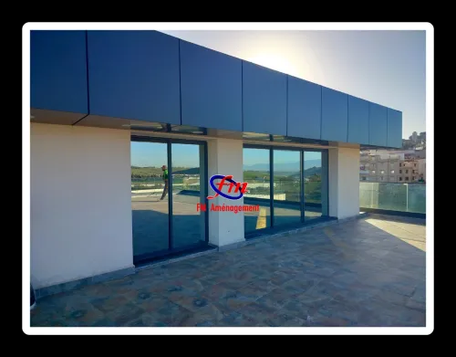 Cloison amovible. Porte. Fenêtre aluminium