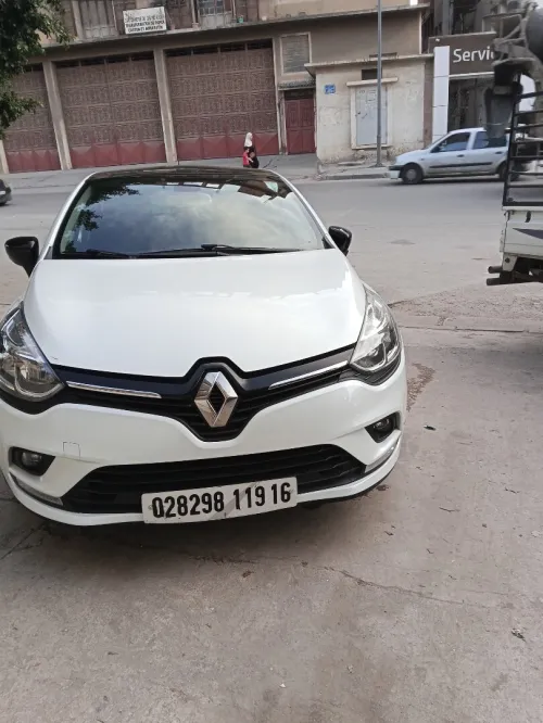 Renault Clio 4 2019 Limited 2