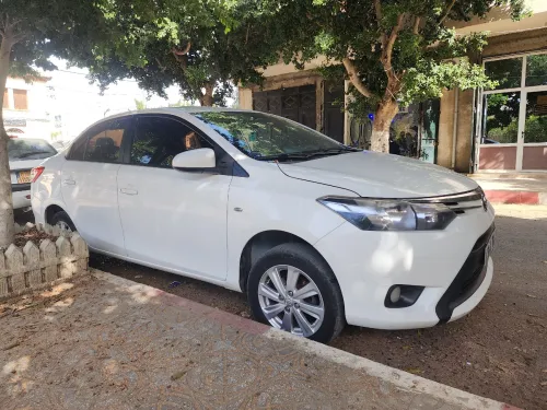 Toyota Yaris 2014 Lounge CVT