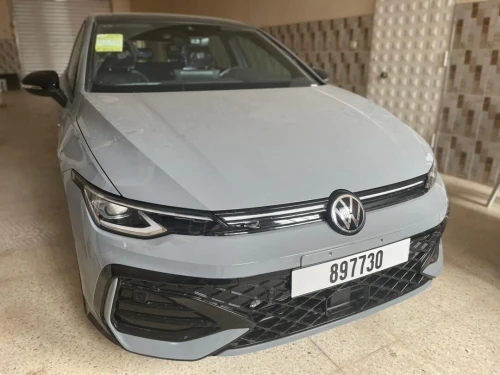 Volkswagen Golf 8 2025 R Black Edition 