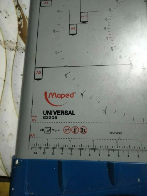 Cisaille manuelle A4 UNIVERSAL G3208