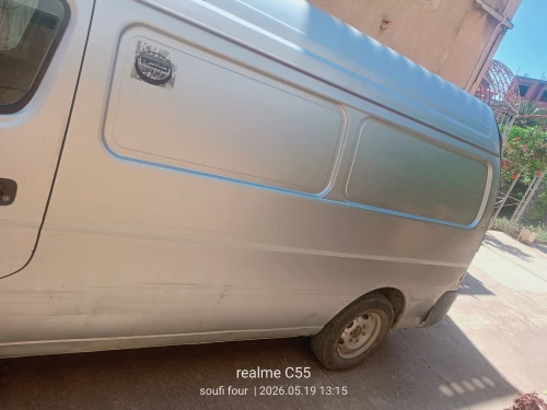 Nissan Urvan 2005