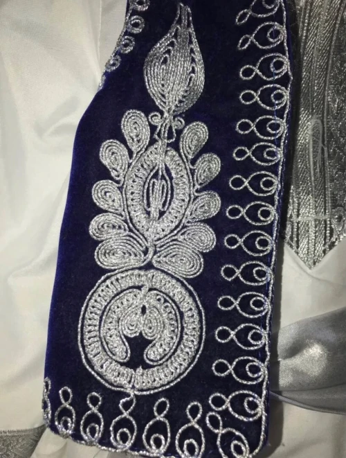 Tenue traditionnelle