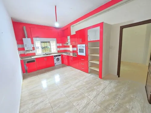 Vente Appartement Niveau de villa F3 Oran Bir el djir