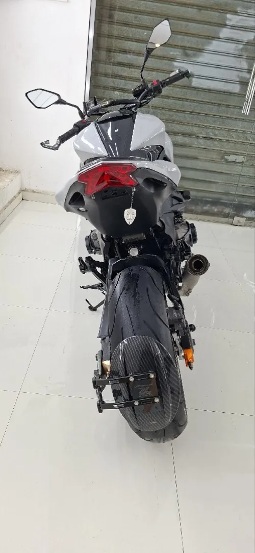 Kawasaki Z800 2013