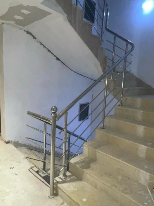 Rempe d'escalier inox 