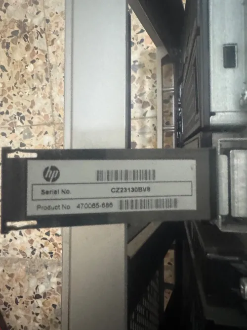 Serveur HP ML350e Gen8 ProLiant, 2 GHz, Intel Xeon, E5-2620, 3 x 500Go, 32 go ram 