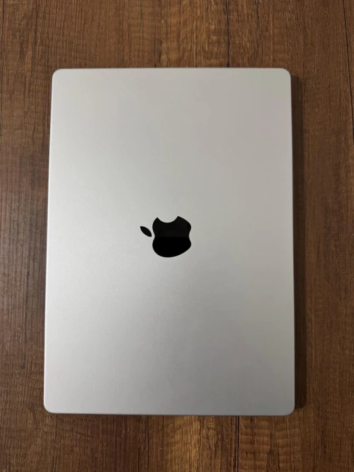Macbook pro m2 pro