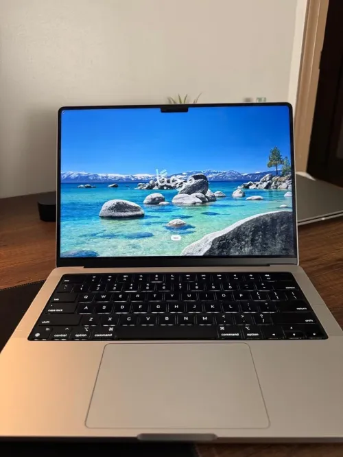 Macbook pro m2 pro