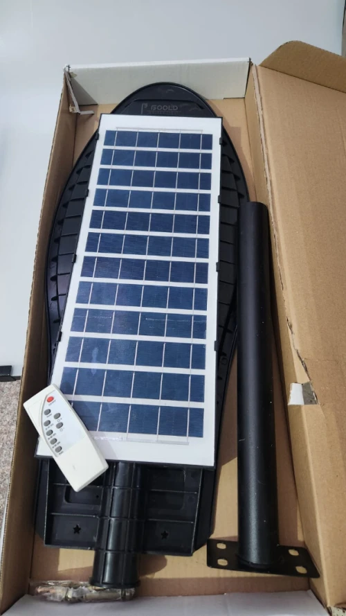Projecteur Solaire 150W PRO (Fabriqué en Algérie) - مصباح طاقة شمسية 150 واط إنتاج جزائري بمعايير دولية