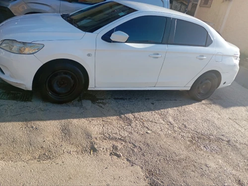 Peugeot 301 2014 Active