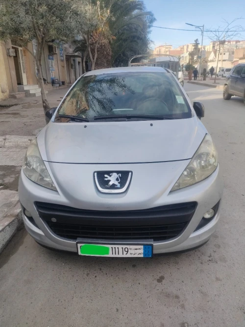 Peugeot 207 2011 
