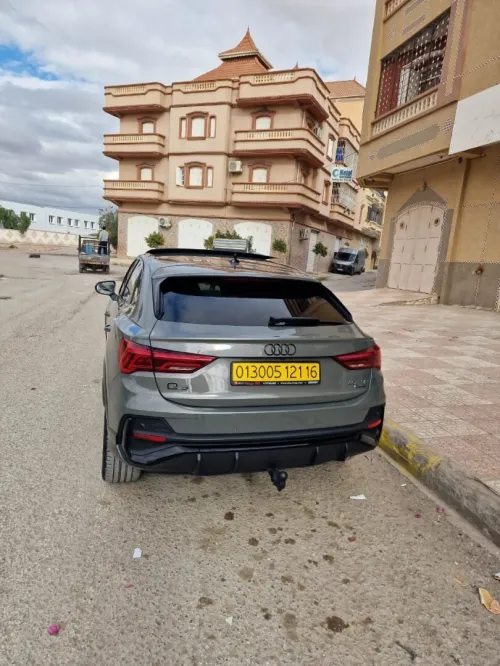 Audi Q3 2021 S Line compétition