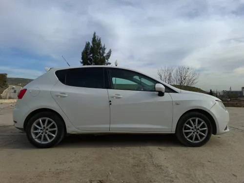 Seat Ibiza 2013 Fully +Toit ouvrant